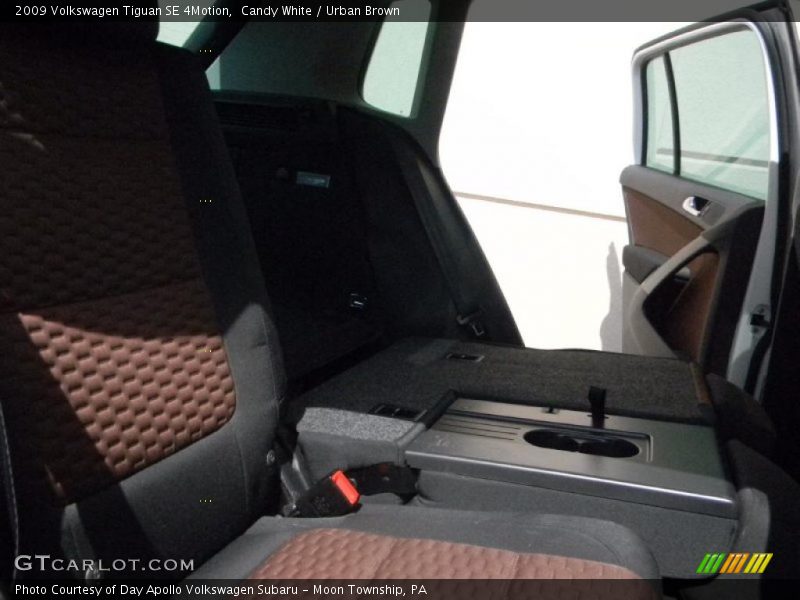 Candy White / Urban Brown 2009 Volkswagen Tiguan SE 4Motion