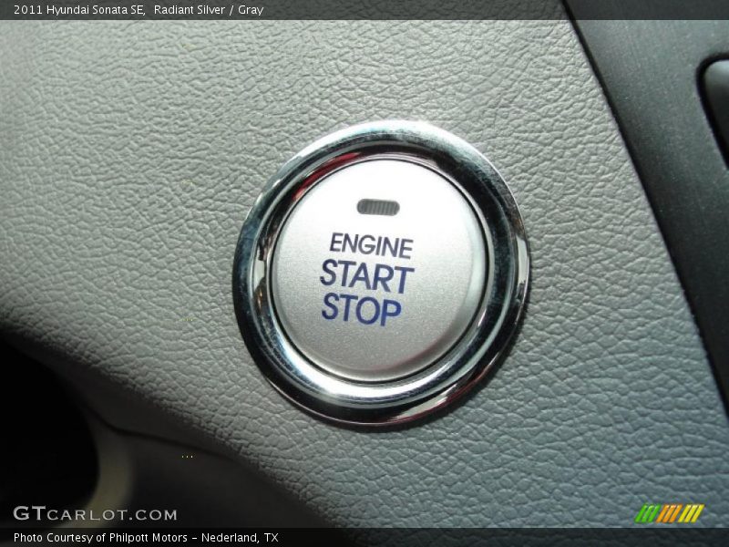 Radiant Silver / Gray 2011 Hyundai Sonata SE