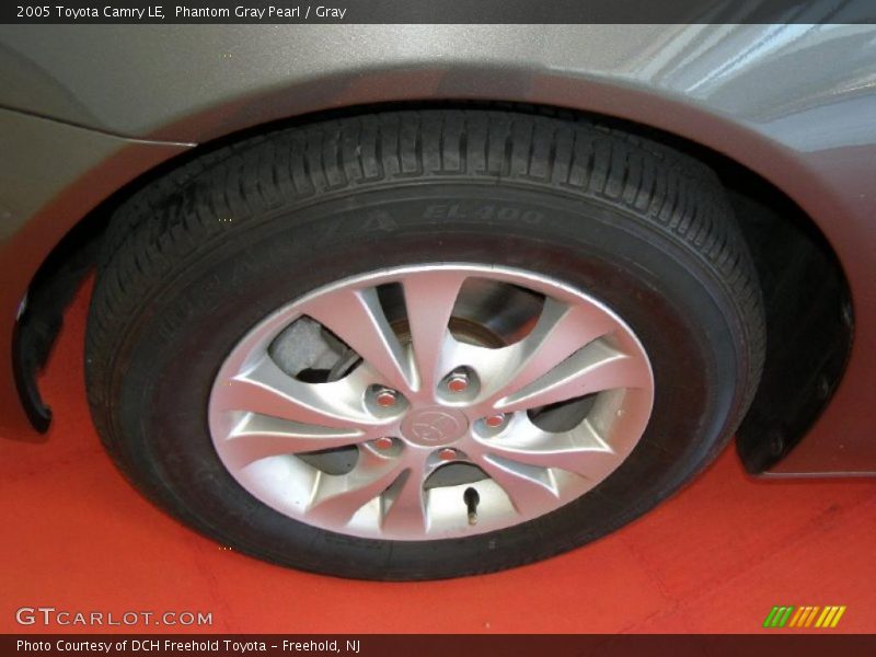 Phantom Gray Pearl / Gray 2005 Toyota Camry LE