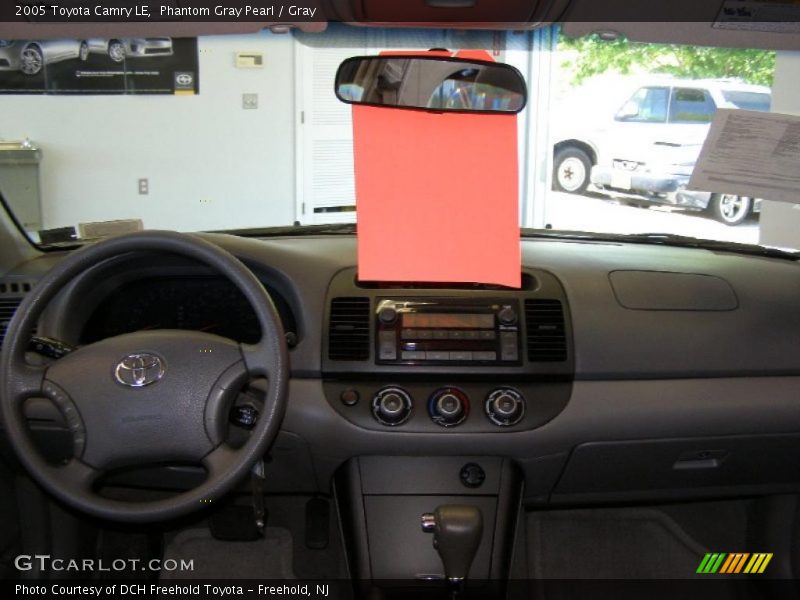 Phantom Gray Pearl / Gray 2005 Toyota Camry LE