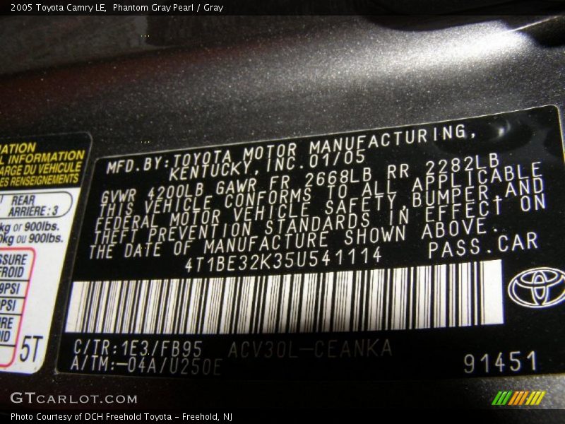 Phantom Gray Pearl / Gray 2005 Toyota Camry LE