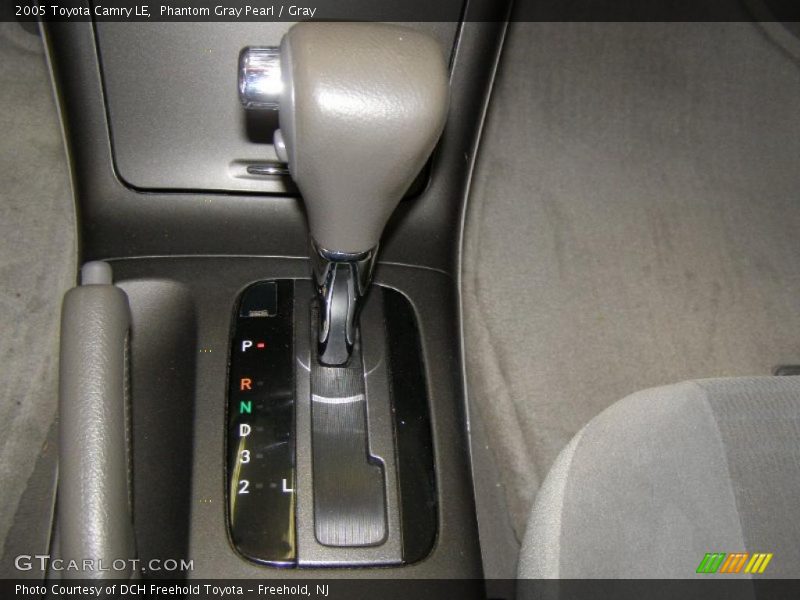 Phantom Gray Pearl / Gray 2005 Toyota Camry LE