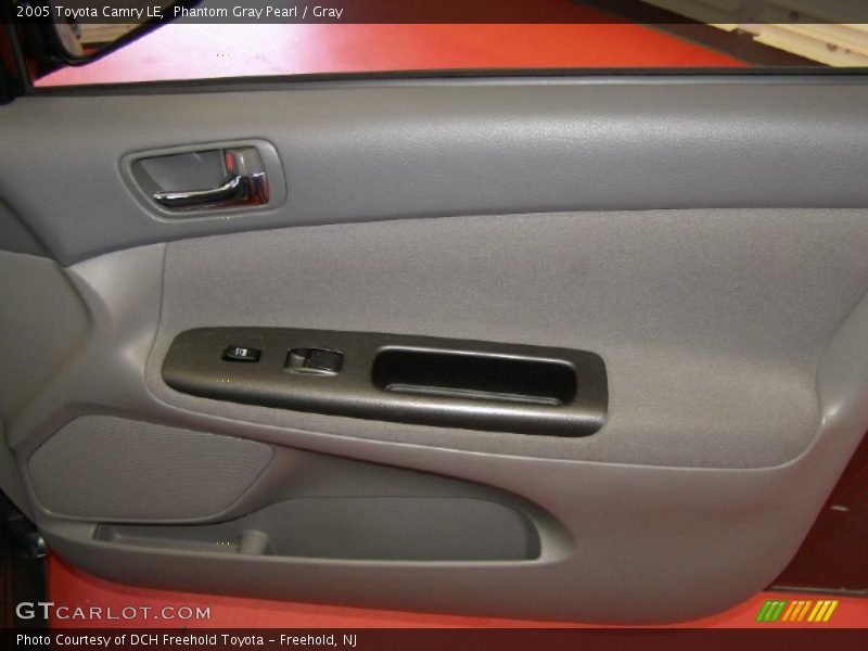 Phantom Gray Pearl / Gray 2005 Toyota Camry LE