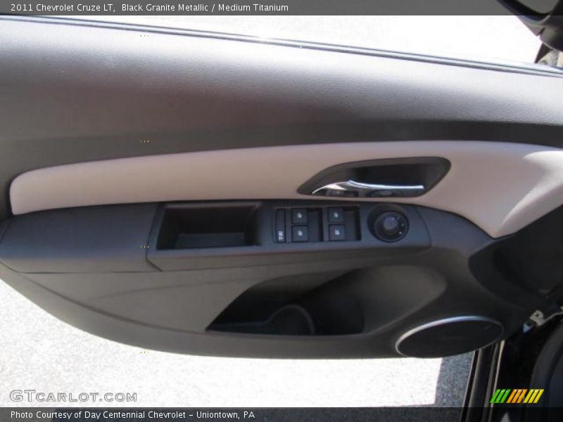 Black Granite Metallic / Medium Titanium 2011 Chevrolet Cruze LT