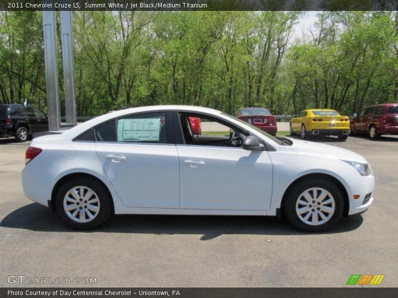 Summit White / Jet Black/Medium Titanium 2011 Chevrolet Cruze LS