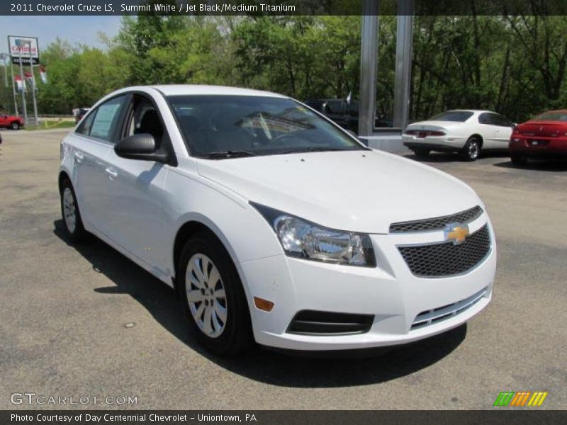Summit White / Jet Black/Medium Titanium 2011 Chevrolet Cruze LS