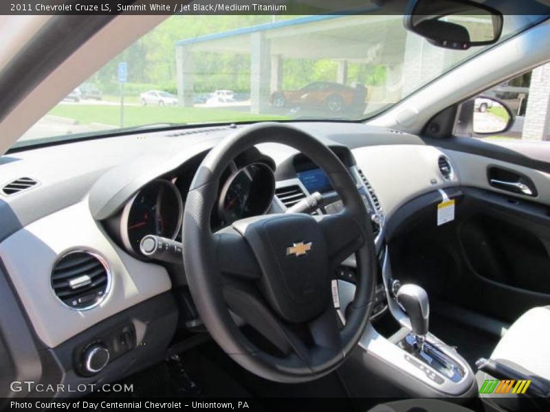 Summit White / Jet Black/Medium Titanium 2011 Chevrolet Cruze LS