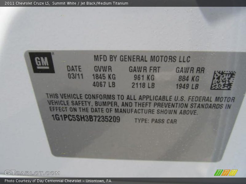 Summit White / Jet Black/Medium Titanium 2011 Chevrolet Cruze LS