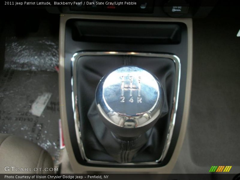 Blackberry Pearl / Dark Slate Gray/Light Pebble 2011 Jeep Patriot Latitude