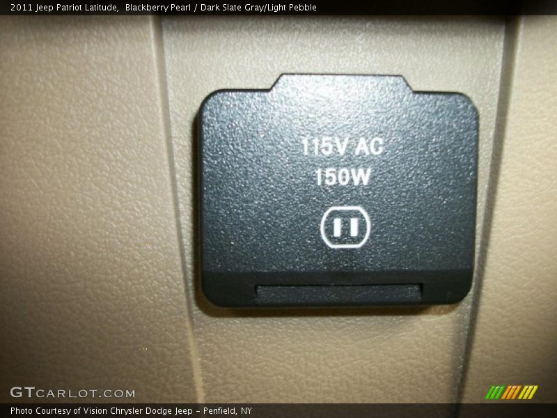 Blackberry Pearl / Dark Slate Gray/Light Pebble 2011 Jeep Patriot Latitude