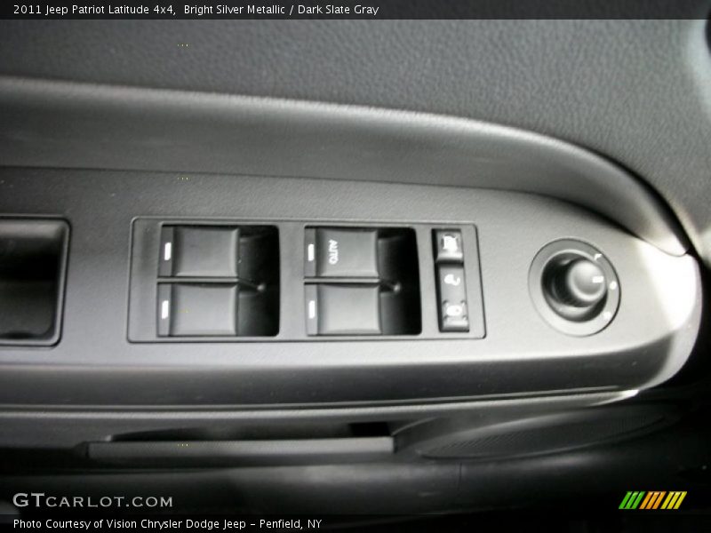 Bright Silver Metallic / Dark Slate Gray 2011 Jeep Patriot Latitude 4x4