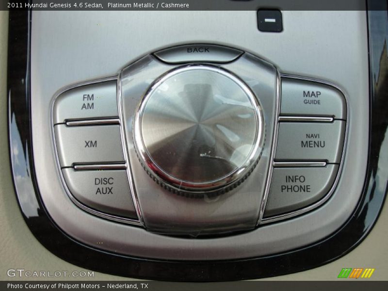 Controls of 2011 Genesis 4.6 Sedan