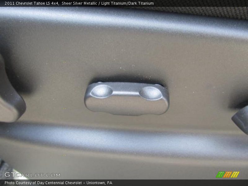 Sheer Silver Metallic / Light Titanium/Dark Titanium 2011 Chevrolet Tahoe LS 4x4