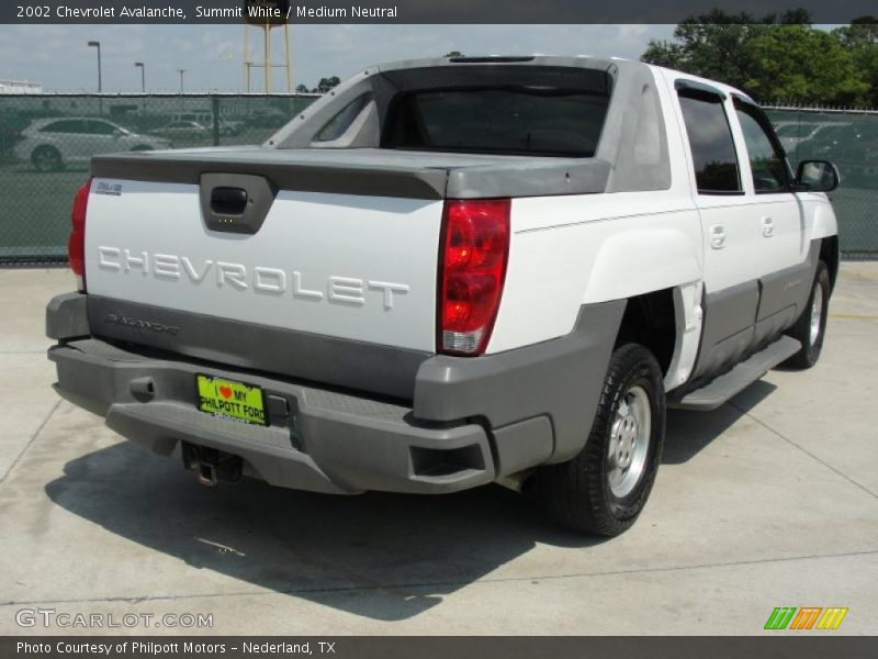 Summit White / Medium Neutral 2002 Chevrolet Avalanche