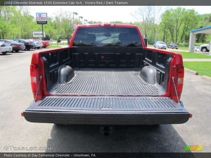 Victory Red / Dark Titanium 2009 Chevrolet Silverado 1500 Extended Cab 4x4