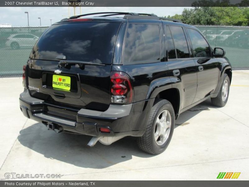 Black / Light Gray 2007 Chevrolet TrailBlazer LS