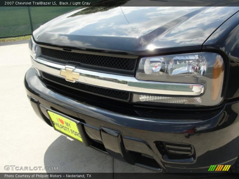 Black / Light Gray 2007 Chevrolet TrailBlazer LS