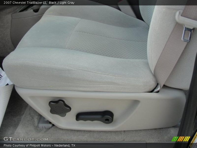 Black / Light Gray 2007 Chevrolet TrailBlazer LS