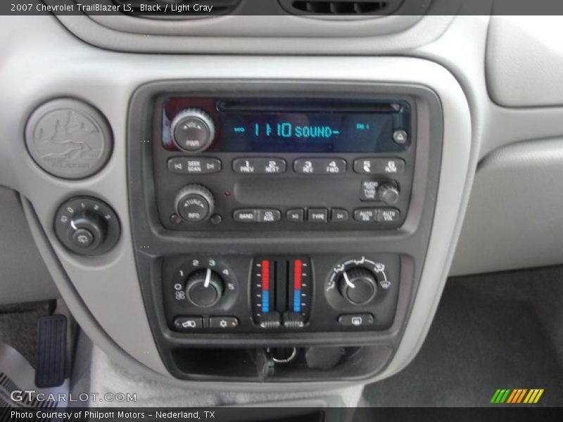 Black / Light Gray 2007 Chevrolet TrailBlazer LS