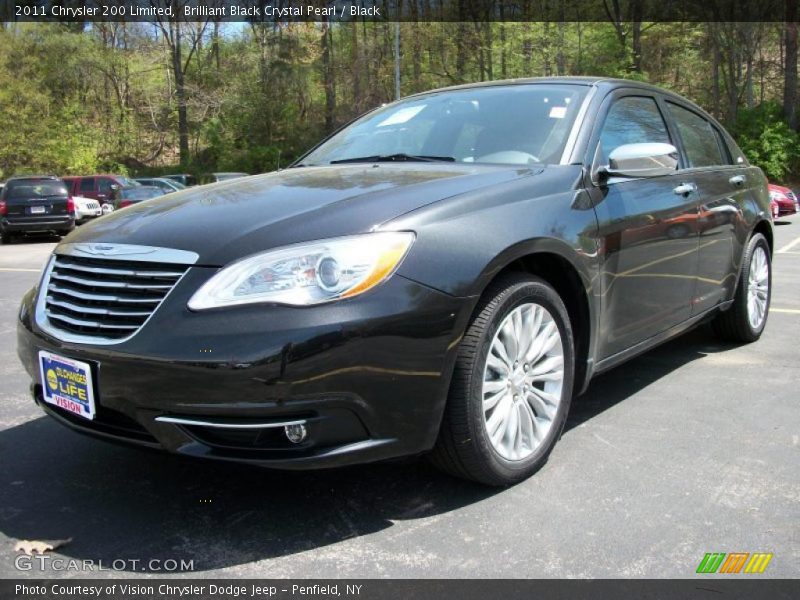 Brilliant Black Crystal Pearl / Black 2011 Chrysler 200 Limited
