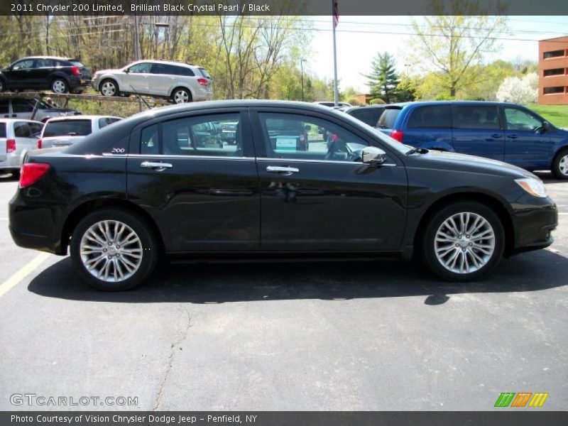 Brilliant Black Crystal Pearl / Black 2011 Chrysler 200 Limited