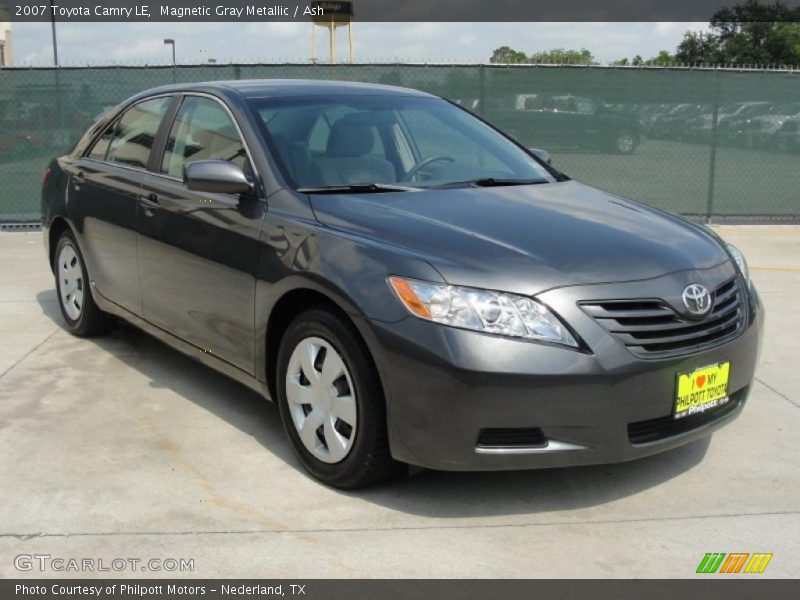 Magnetic Gray Metallic / Ash 2007 Toyota Camry LE