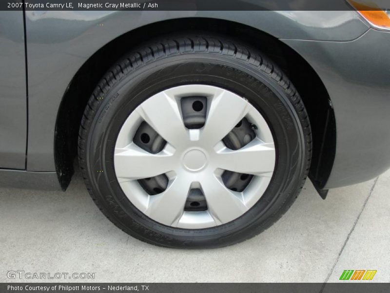 Magnetic Gray Metallic / Ash 2007 Toyota Camry LE
