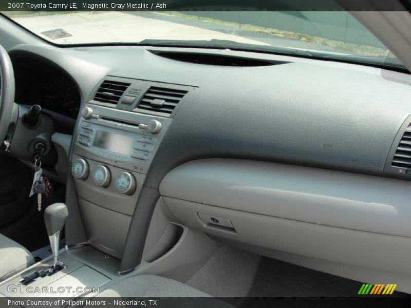 Magnetic Gray Metallic / Ash 2007 Toyota Camry LE