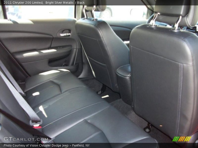 Bright Silver Metallic / Black 2011 Chrysler 200 Limited