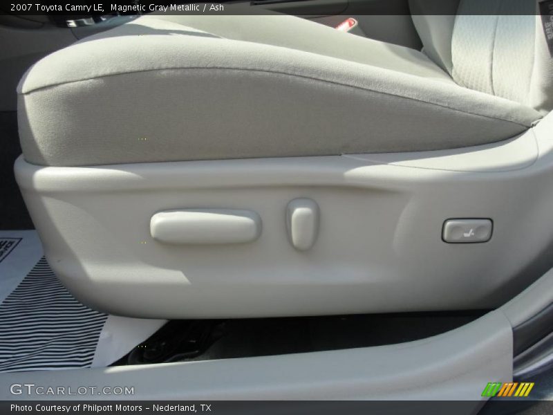 Magnetic Gray Metallic / Ash 2007 Toyota Camry LE