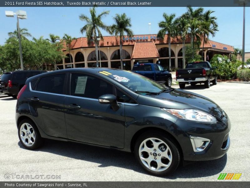 Tuxedo Black Metallic / Charcoal Black Leather 2011 Ford Fiesta SES Hatchback