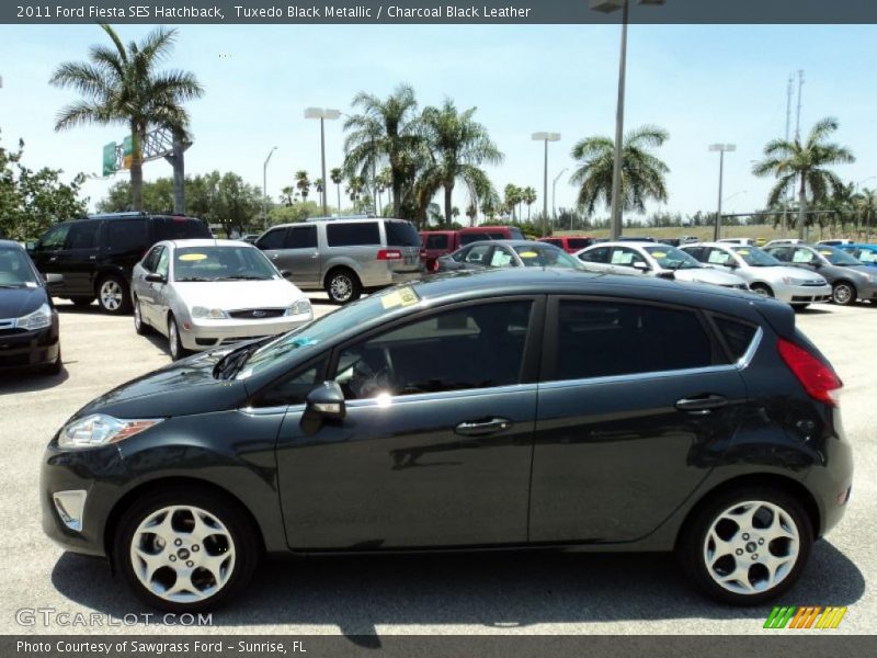 Tuxedo Black Metallic / Charcoal Black Leather 2011 Ford Fiesta SES Hatchback
