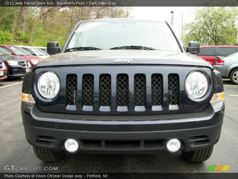 Blackberry Pearl / Dark Slate Gray 2011 Jeep Patriot Sport 4x4