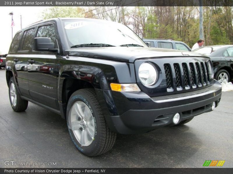 Blackberry Pearl / Dark Slate Gray 2011 Jeep Patriot Sport 4x4