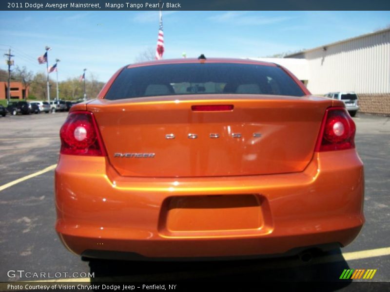 Mango Tango Pearl / Black 2011 Dodge Avenger Mainstreet