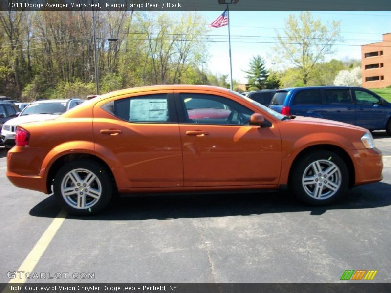 Mango Tango Pearl / Black 2011 Dodge Avenger Mainstreet