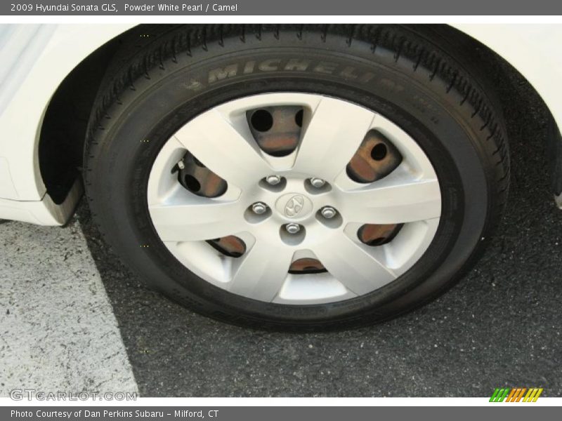 Powder White Pearl / Camel 2009 Hyundai Sonata GLS