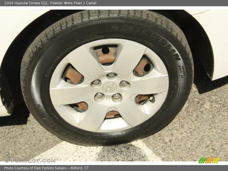 Powder White Pearl / Camel 2009 Hyundai Sonata GLS