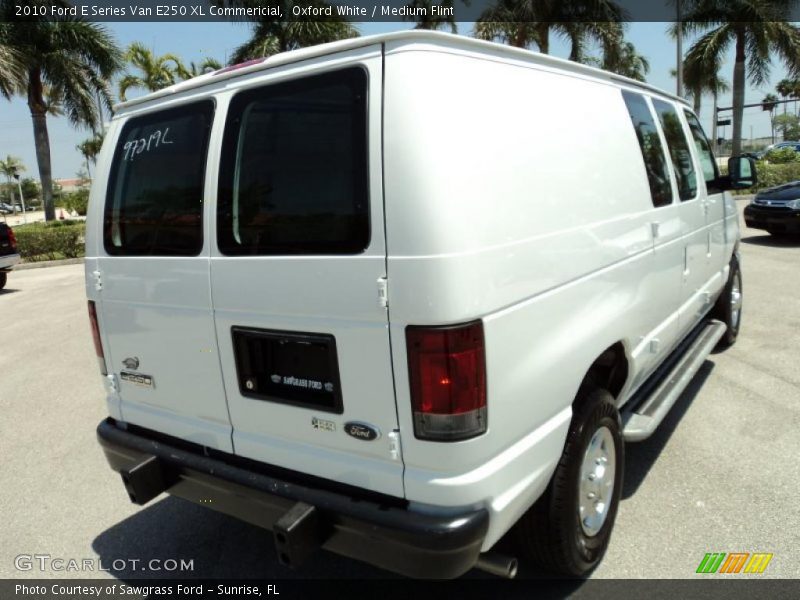 Oxford White / Medium Flint 2010 Ford E Series Van E250 XL Commericial