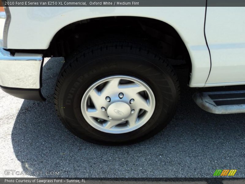 Oxford White / Medium Flint 2010 Ford E Series Van E250 XL Commericial