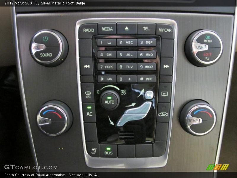 Silver Metallic / Soft Beige 2012 Volvo S60 T5