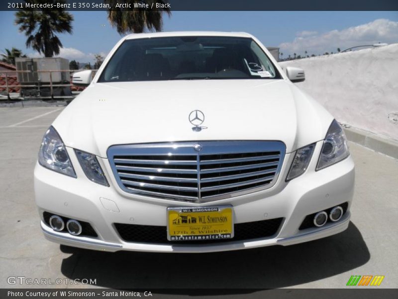 Arctic White / Black 2011 Mercedes-Benz E 350 Sedan