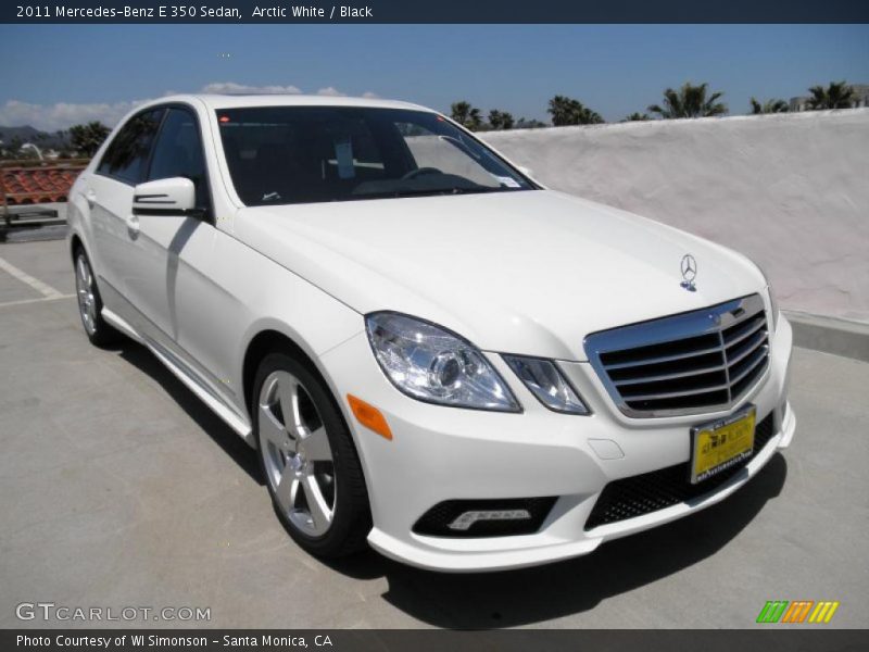 Arctic White / Black 2011 Mercedes-Benz E 350 Sedan