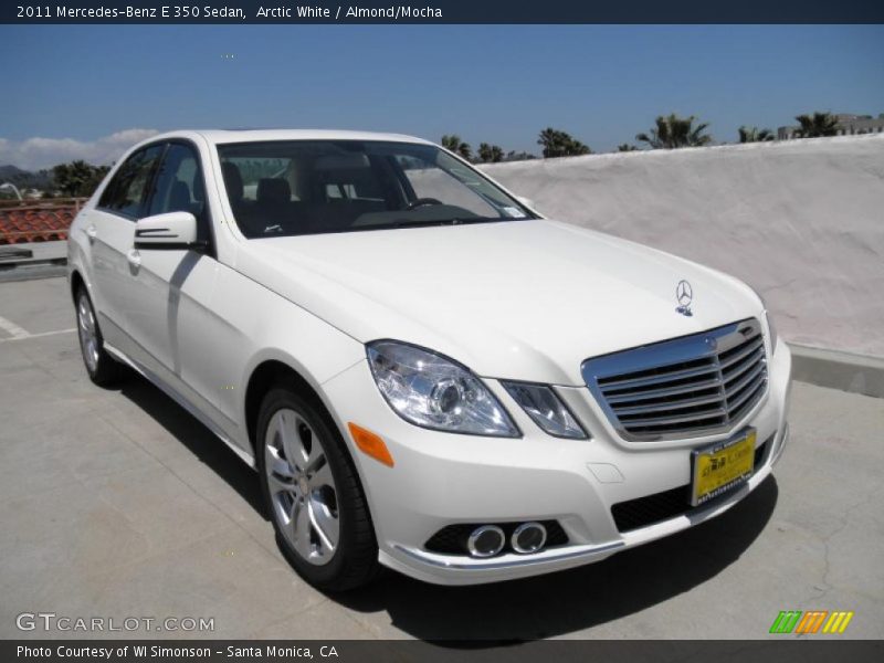 Arctic White / Almond/Mocha 2011 Mercedes-Benz E 350 Sedan