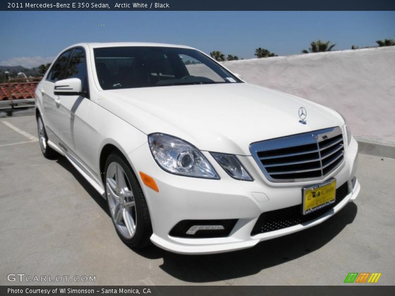 Arctic White / Black 2011 Mercedes-Benz E 350 Sedan