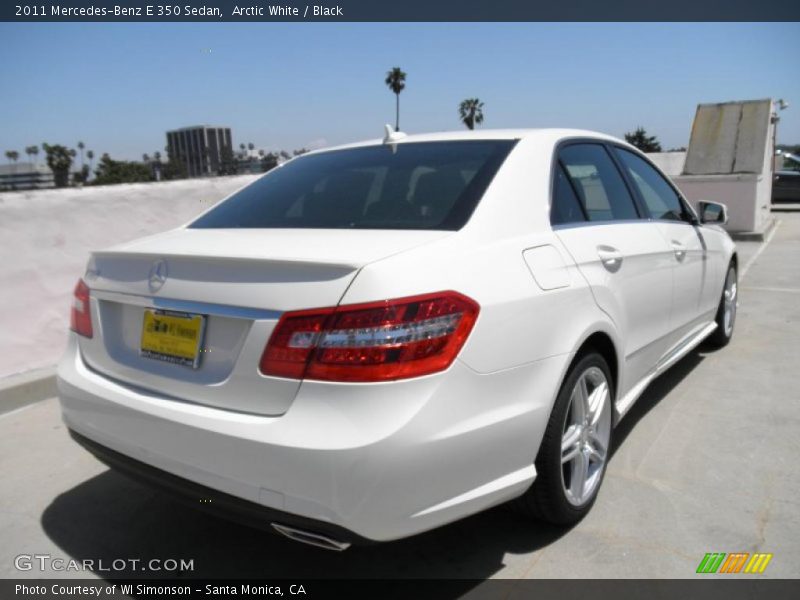 Arctic White / Black 2011 Mercedes-Benz E 350 Sedan