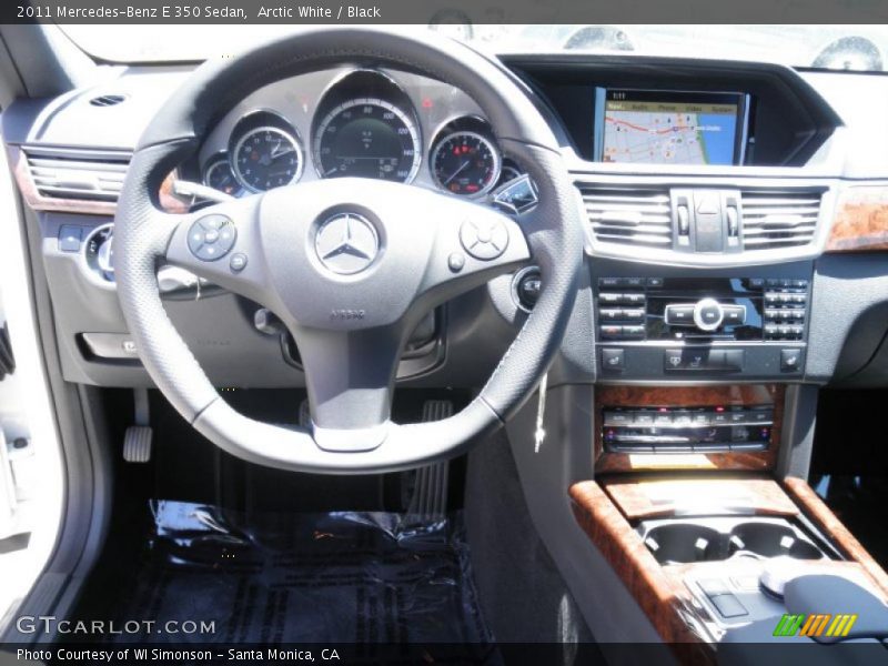 Arctic White / Black 2011 Mercedes-Benz E 350 Sedan