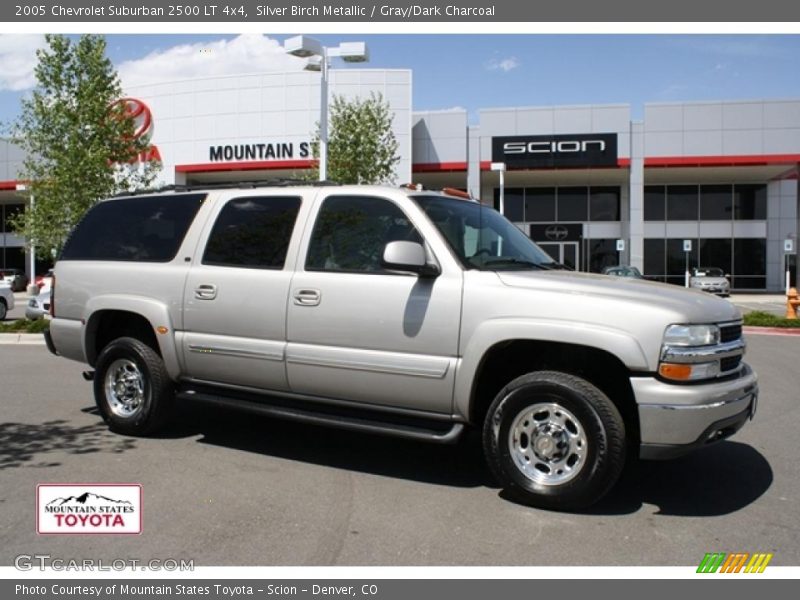 Silver Birch Metallic / Gray/Dark Charcoal 2005 Chevrolet Suburban 2500 LT 4x4