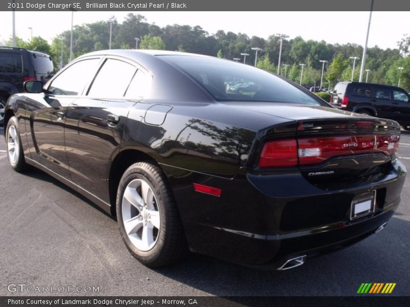 Brilliant Black Crystal Pearl / Black 2011 Dodge Charger SE