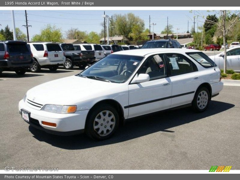 Frost White / Beige 1995 Honda Accord LX Wagon